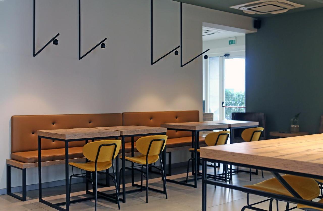 Meg Lifestyle Hotel & Apartaments Riccione Dış mekan fotoğraf